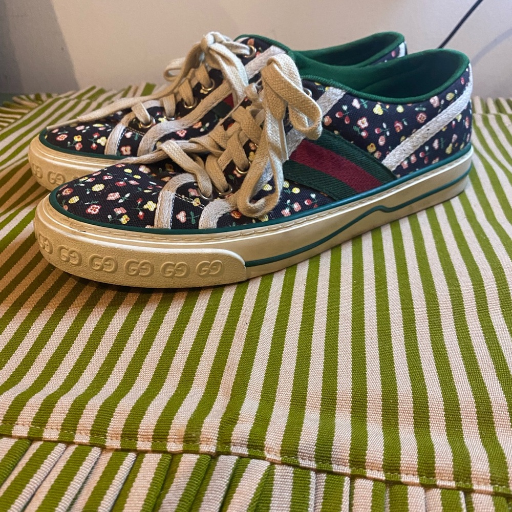 Gucci Limited Edition Sneaker with Liberty of London floral Print size 38 - Picture 2 of 11